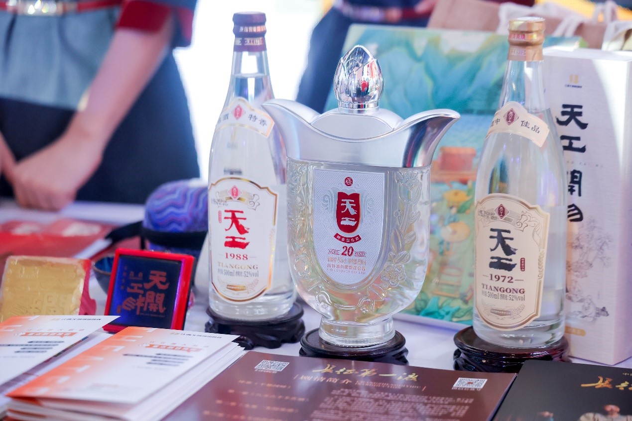 舞剧《天工开物》首演圆满成功！优游国际酒天工助力文化传承